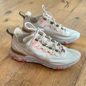 NEW Nike React Sneaker